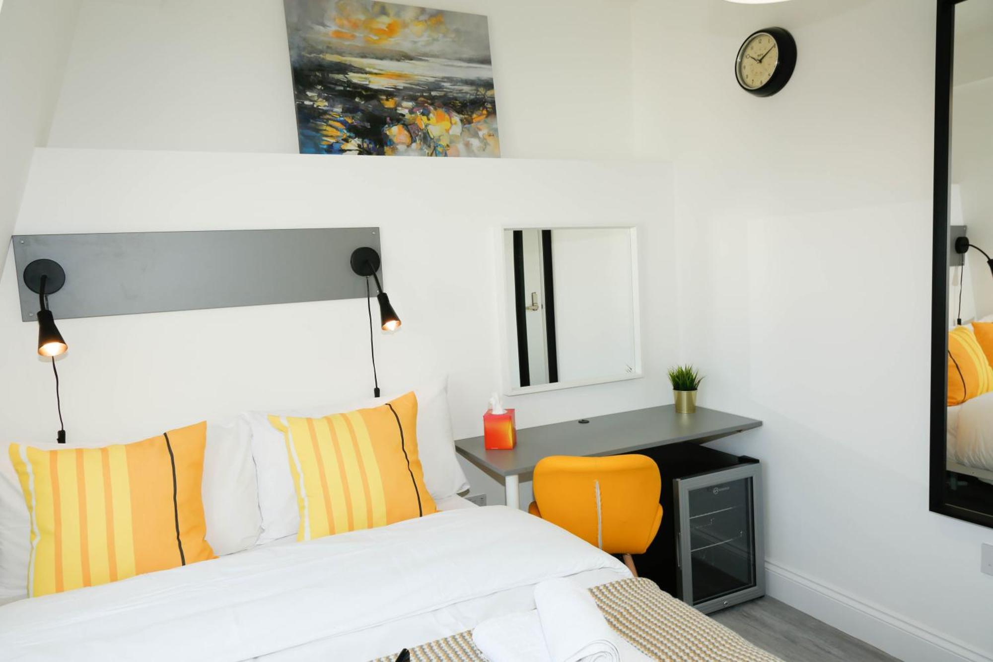 Luxury Rooms In Camden Town Near Shops, Cafes, Bars & Metro With Shared Bathrooms London Eksteriør billede